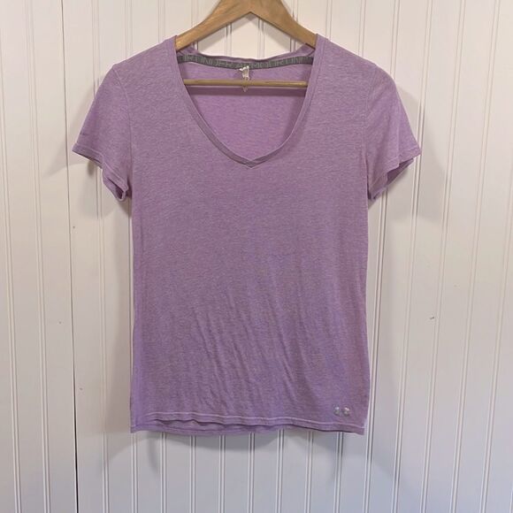 Under Armour purple v-neck tee - Picture 1 of 4